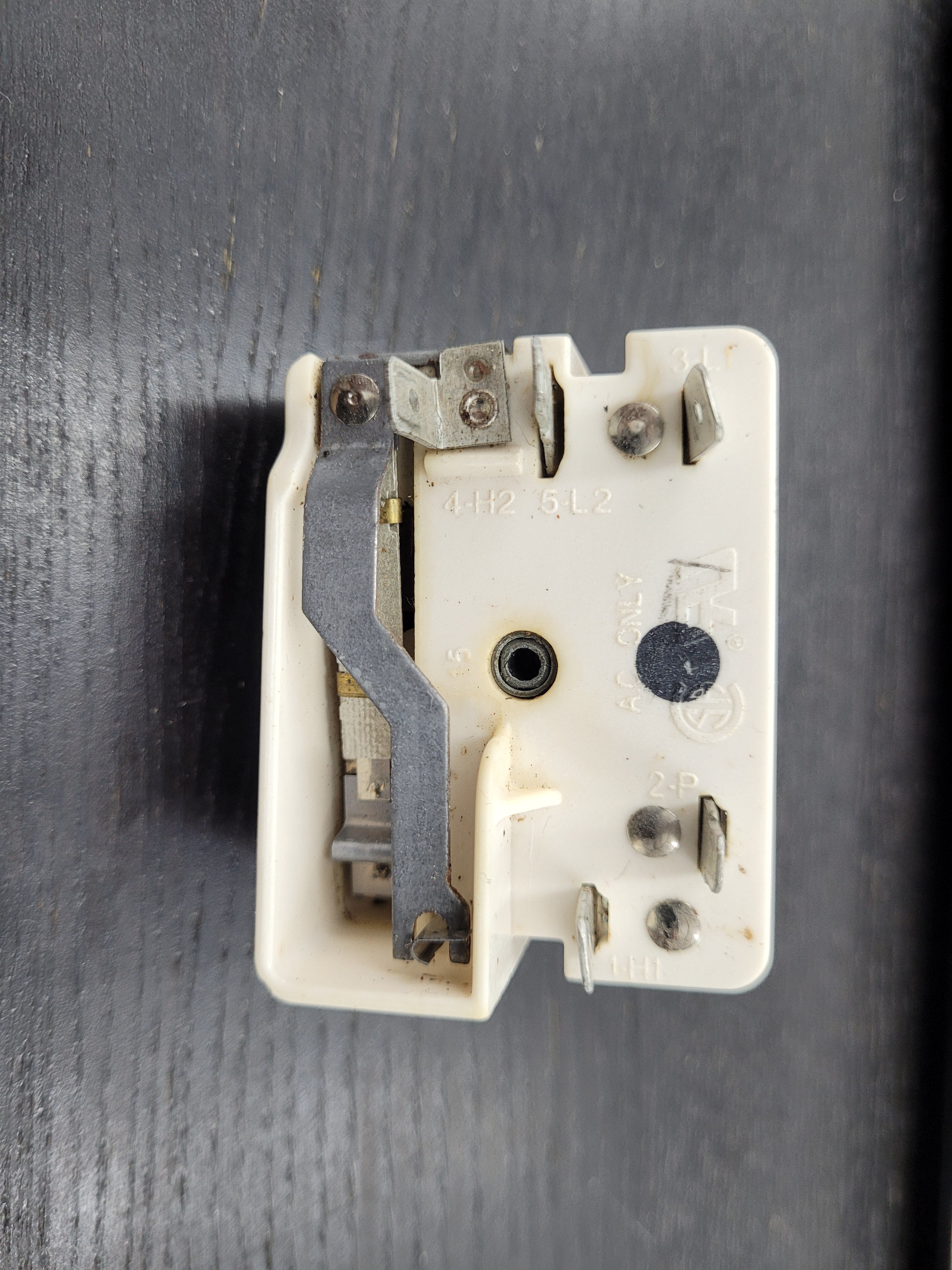 GE Range Surface Element Control Switch WB24T10029 GE Range Surface Element Control Switch WB24T10029